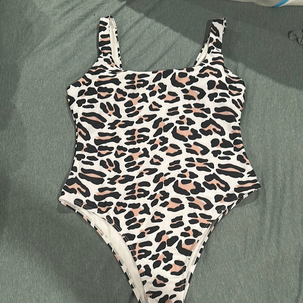 Animal Print One Piece Swimwear with Scoop Neckline